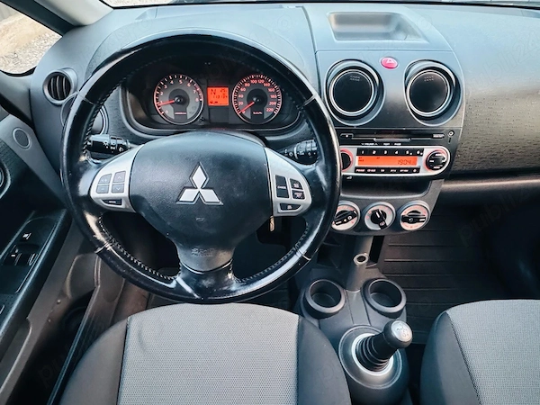 MITSUBISHI Colt 2010 — imagine 2