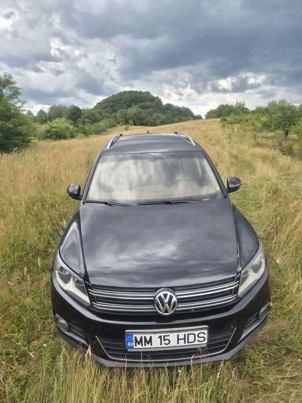 VOLKSWAGEN Tiguan