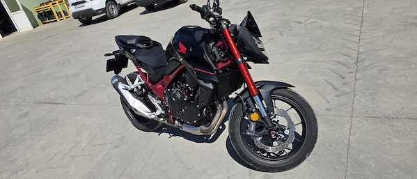 Honda CB750 Hornet 2 km TVA deductibil garanție