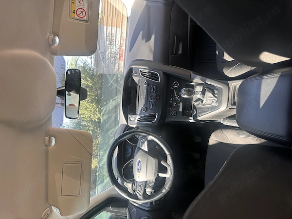 FORD Focus 2015 — imagine 5