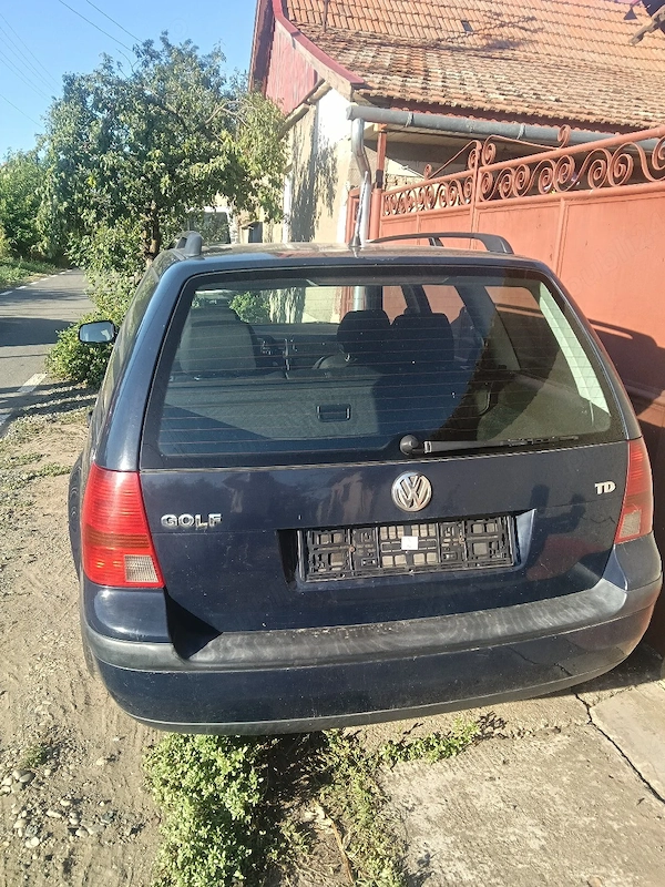VOLKSWAGEN Golf 2002 — imagine 4