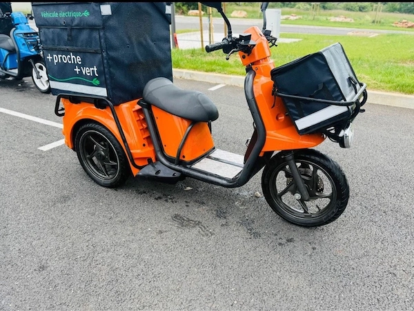 scuter electric
