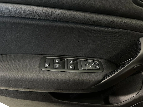 RENAULT Megane 2021 — imagine 19