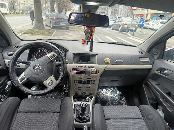 OPEL Astra 2009 — imagine 6