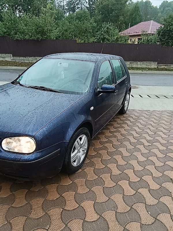 VOLKSWAGEN Golf 2002 — imagine 5
