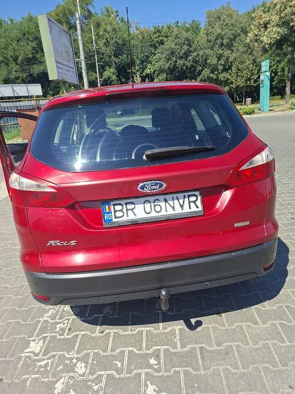 FORD Focus 2014 — imagine 5