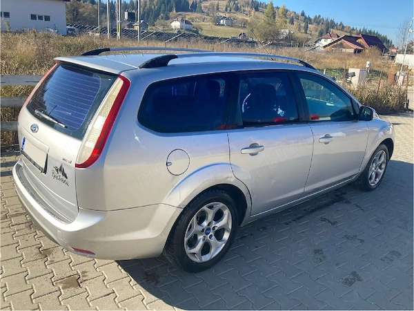 FORD Focus 2010 — imagine 3