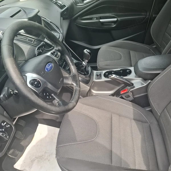 FORD Kuga 2016 — imagine 4