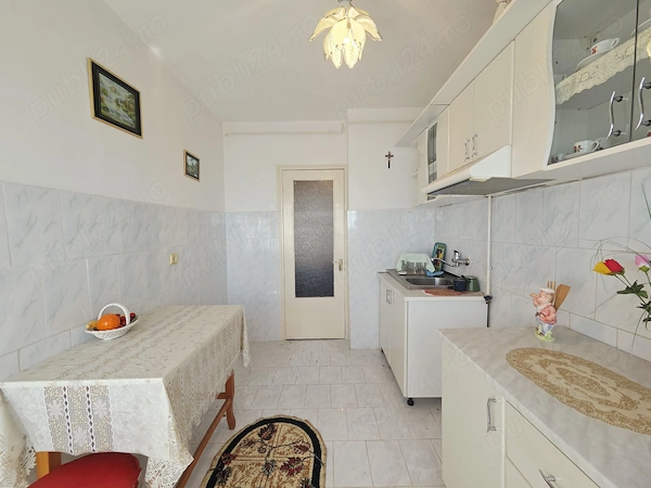 Apartament 2 DEC Micro 20 etaj intermediar simplu LIBER — fotografia 3
