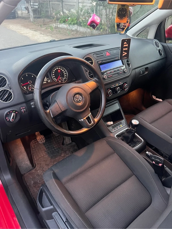 VOLKSWAGEN Golf 2012 — imagine 5
