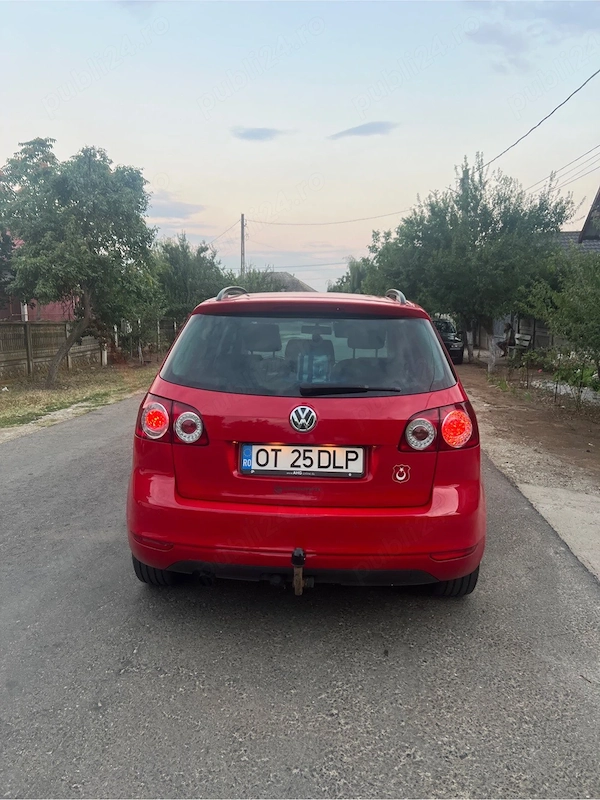 VOLKSWAGEN Golf 2012 — imagine 2