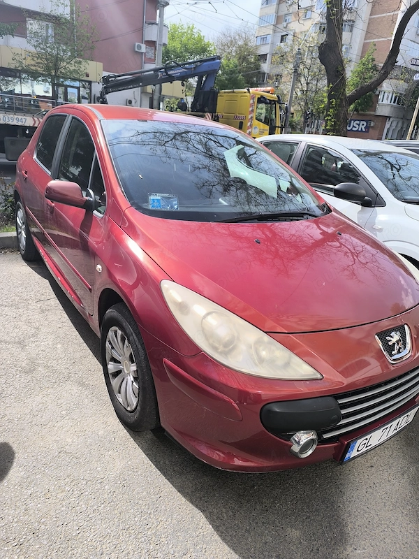 PEUGEOT 307