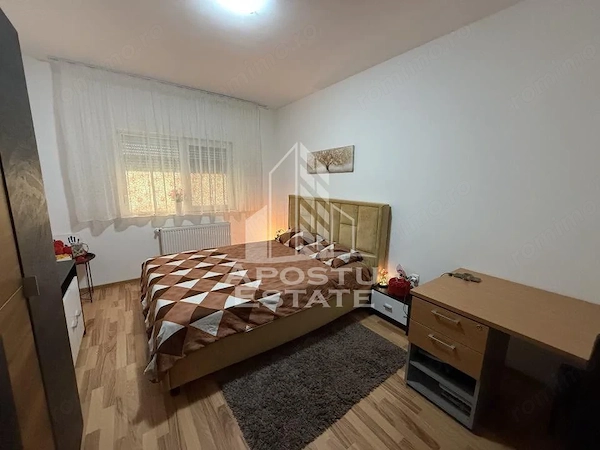 Apartament cu 3 camere de vanzare , Cu grădina , Sanandrei — fotografia 1