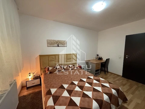 Apartament cu 3 camere de vanzare , Cu grădina , Sanandrei — fotografia 2