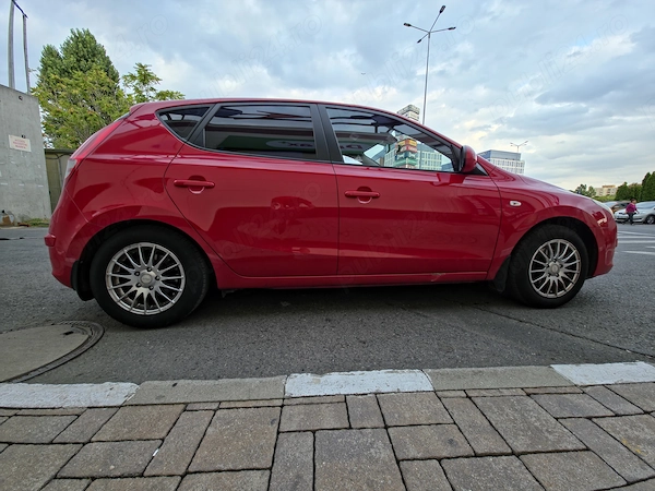 HYUNDAI i30 2008 — imagine 5
