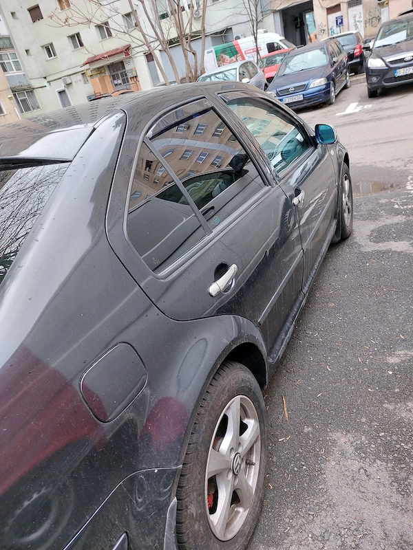 VOLKSWAGEN Bora 2004 — imagine 3