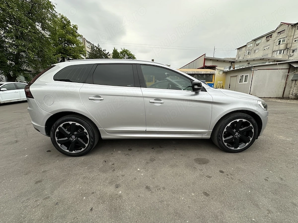 VOLVO XC60 2017 — imagine 3