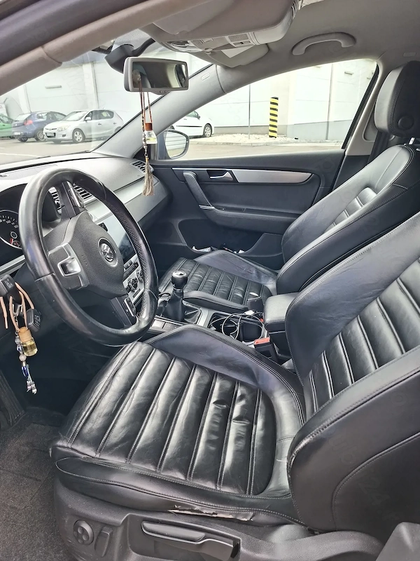 VOLKSWAGEN Passat 2012 — imagine 6