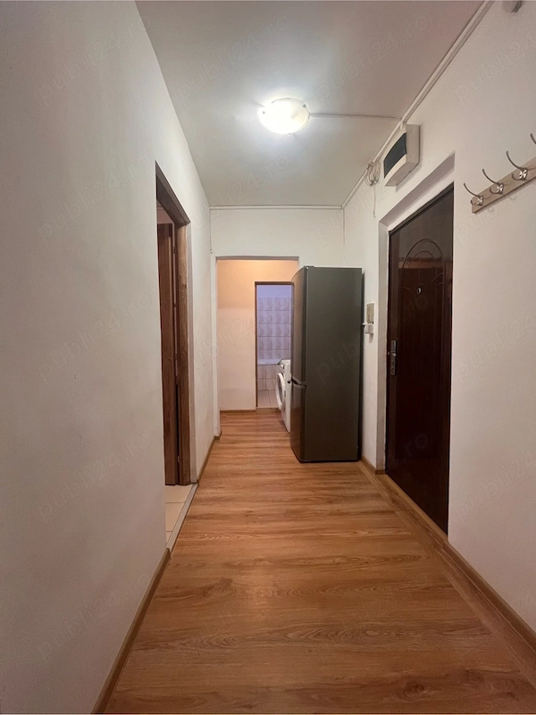 De închiriat apartament 2 camere central — fotografia 1