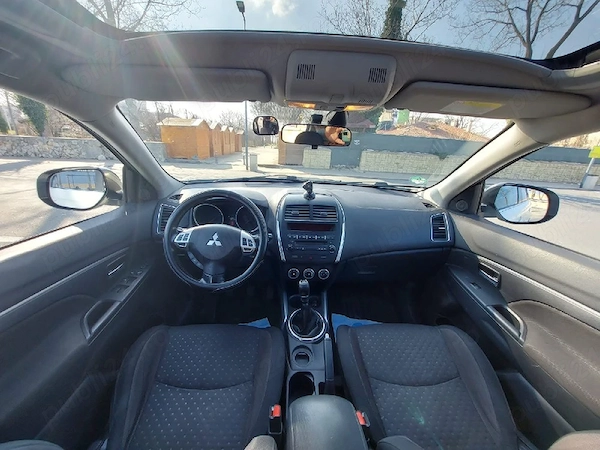 MITSUBISHI ASX