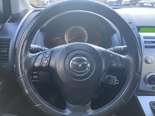 MAZDA 5