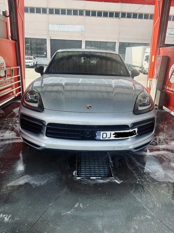 PORSCHE Cayenne 2021 — imagine 2