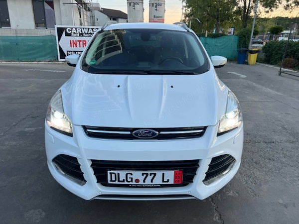 FORD Kuga 2015 — imagine 2