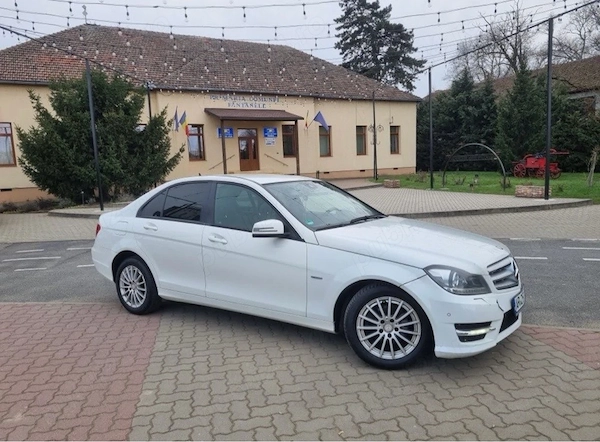MERCEDES-BENZ C-Class 2012 — imagine 2