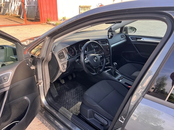 VOLKSWAGEN Golf 2019 — imagine 2