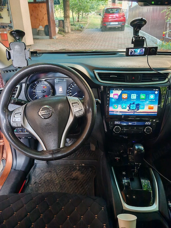NISSAN X-Trail 2015 — imagine 2