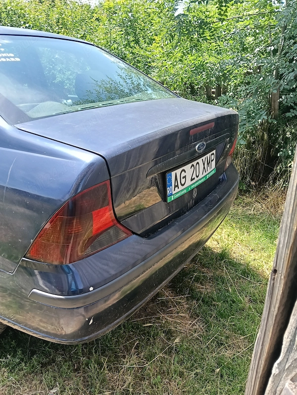 FORD Focus 2004 — imagine 2