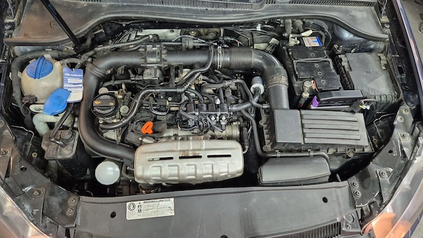VOLKSWAGEN Golf 2010 — imagine 6