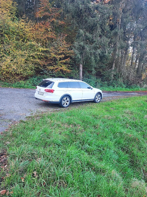 VOLKSWAGEN Passat Alltrack 2016 — imagine 4