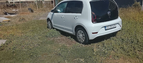 VOLKSWAGEN Up 2021 — imagine 3