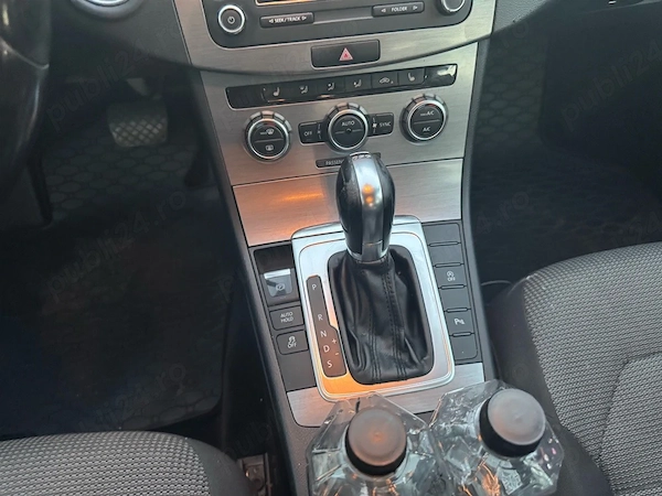 VOLKSWAGEN Passat 2013 — imagine 3