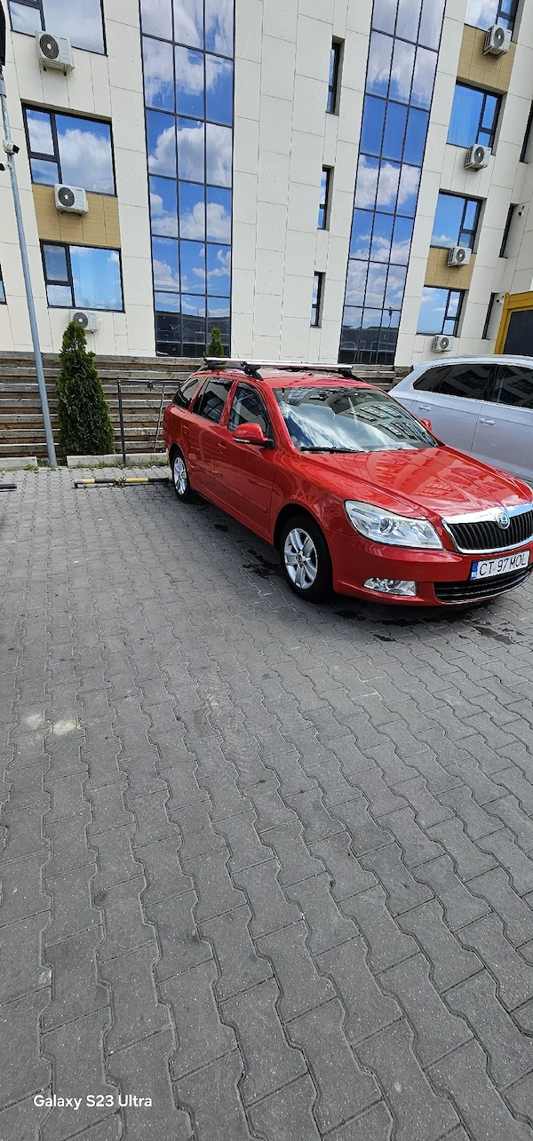 SKODA Octavia 2011 — imagine 5