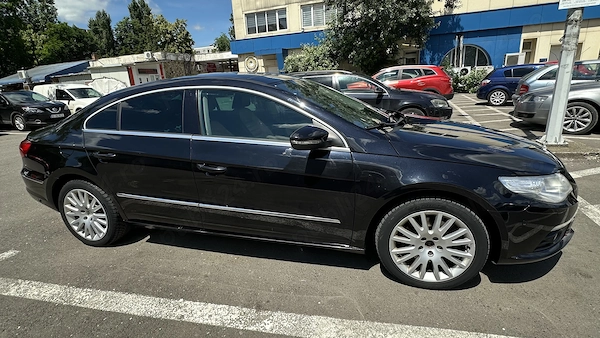 VOLKSWAGEN Passat CC 2011 — imagine 3