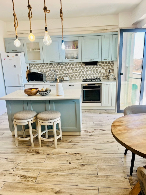 Vând apartament 2 cam. Giroc, Str. Neptun — fotografia 3