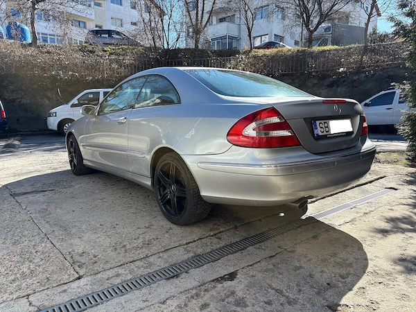 MERCEDES-BENZ CLK-Class 2004 — imagine 6