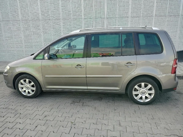 VOLKSWAGEN Touran 2007 — imagine 5