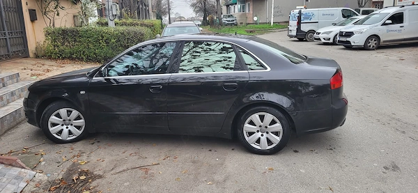 AUDI A4 2005 — imagine 2