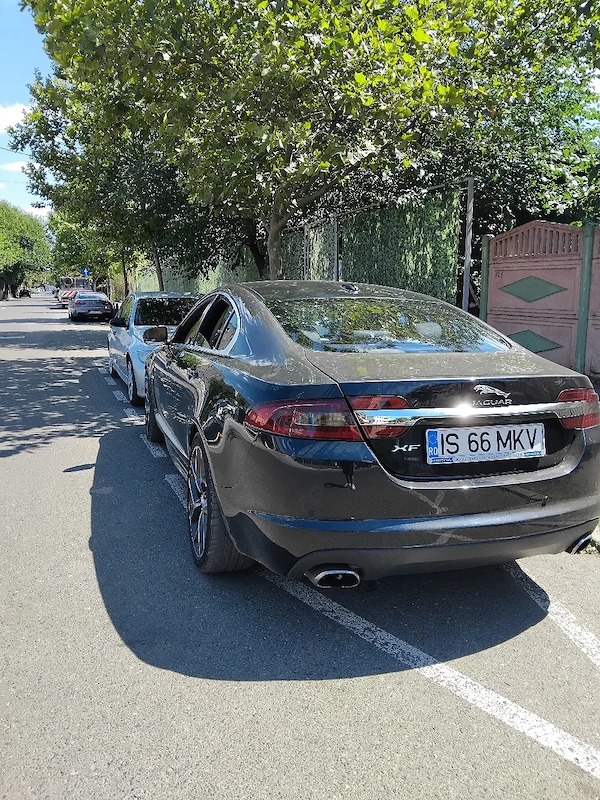JAGUAR XF 2010 — imagine 5