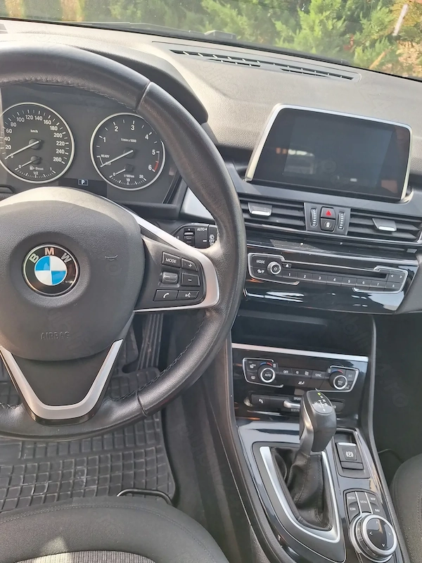 BMW 2 Series 2018 — imagine 6