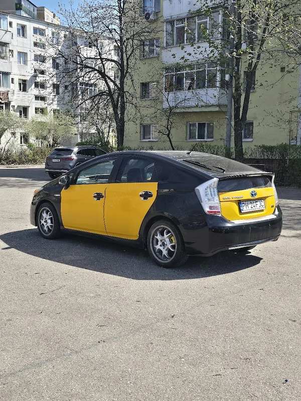 TOYOTA Prius 2011 — imagine 5