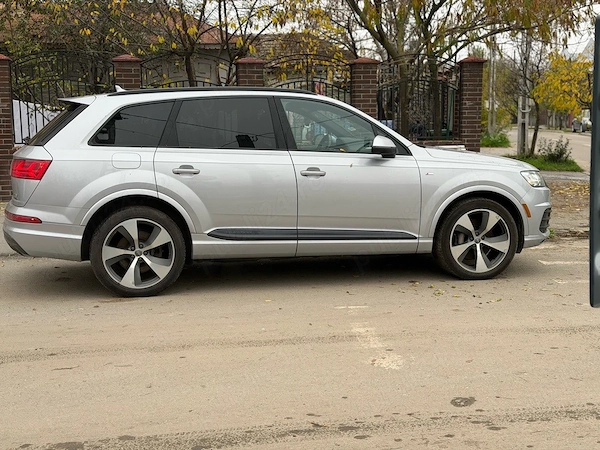 AUDI Q7 2018 — imagine 9