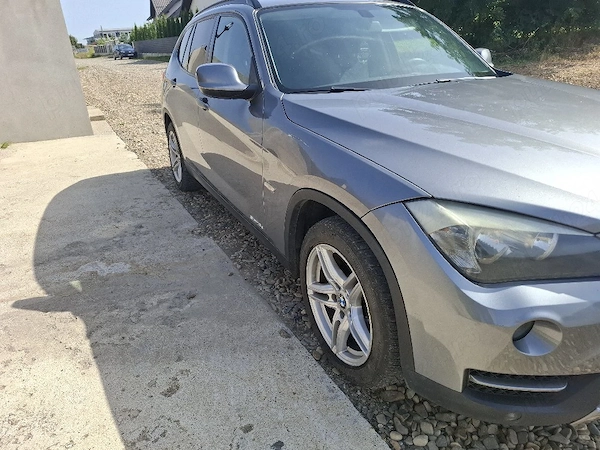 BMW iX1 2011 — imagine 3