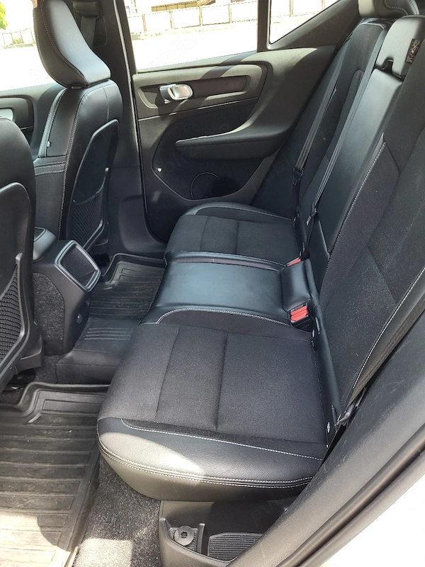 VOLVO XC40 2018 — imagine 10