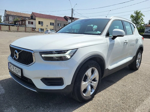 VOLVO XC40 2018 — imagine 2