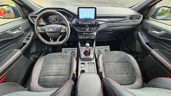 FORD Kuga 2022 — imagine 3