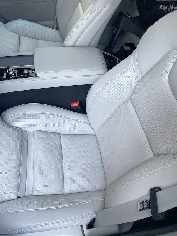 VOLVO XC90 2026 — imagine 3